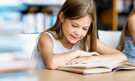 Mẹo giúp con kiên trì và tập trung vào việc đọc